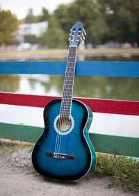 Синя класична італійська гітара 4/4 повнорозмірна классическая гитара