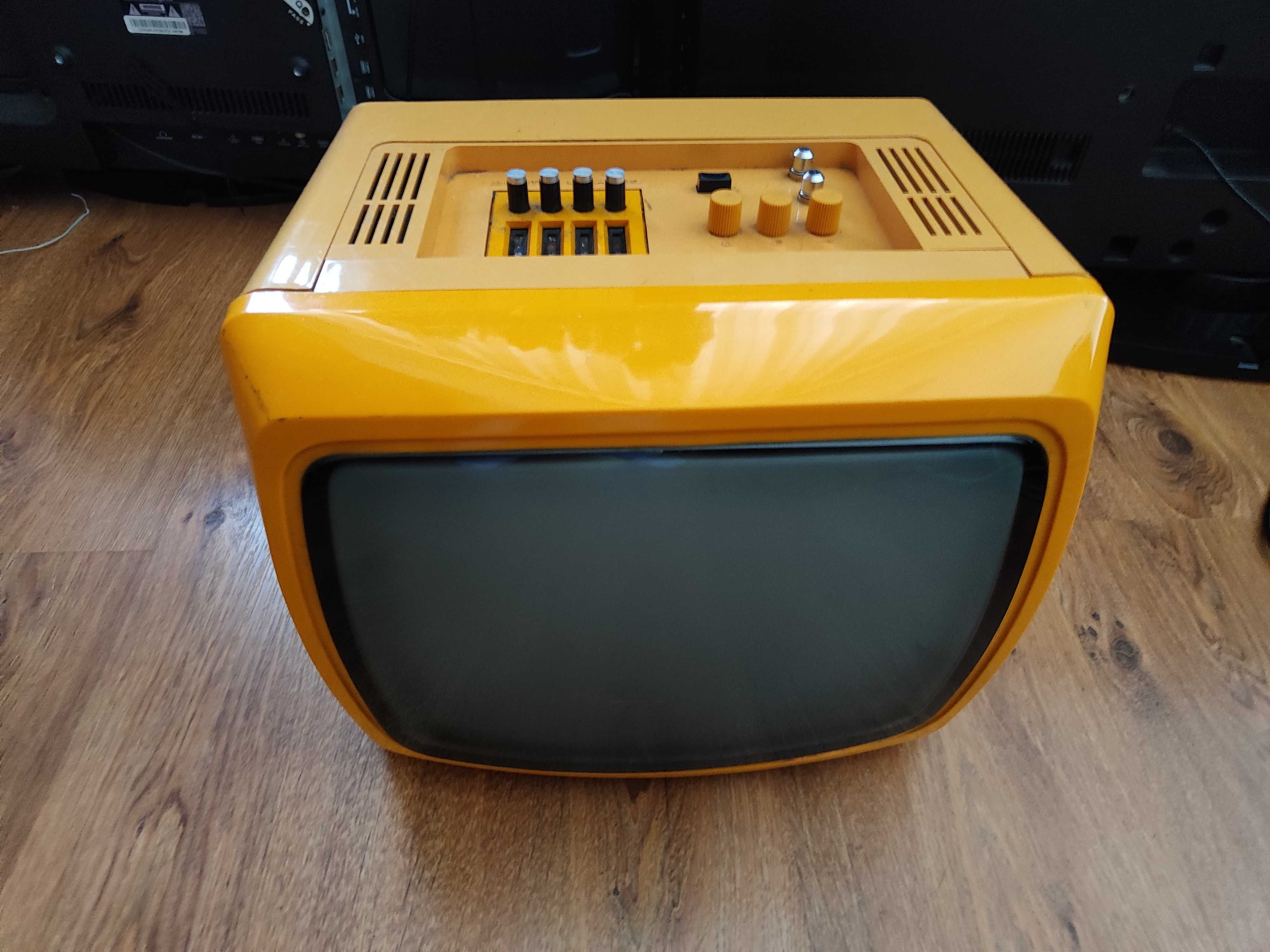 Telewizor Unitra vela 203, Retro.