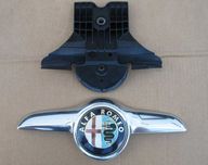 Listwa ozdobna znaczek chrom Alfa Romeo GT z mocowaniem na maske