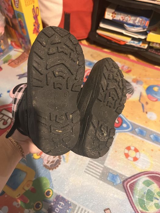 Зимові чобітки на дівчинку