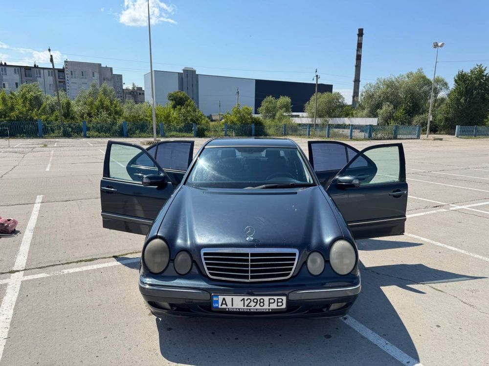 Мерседес єшка 210