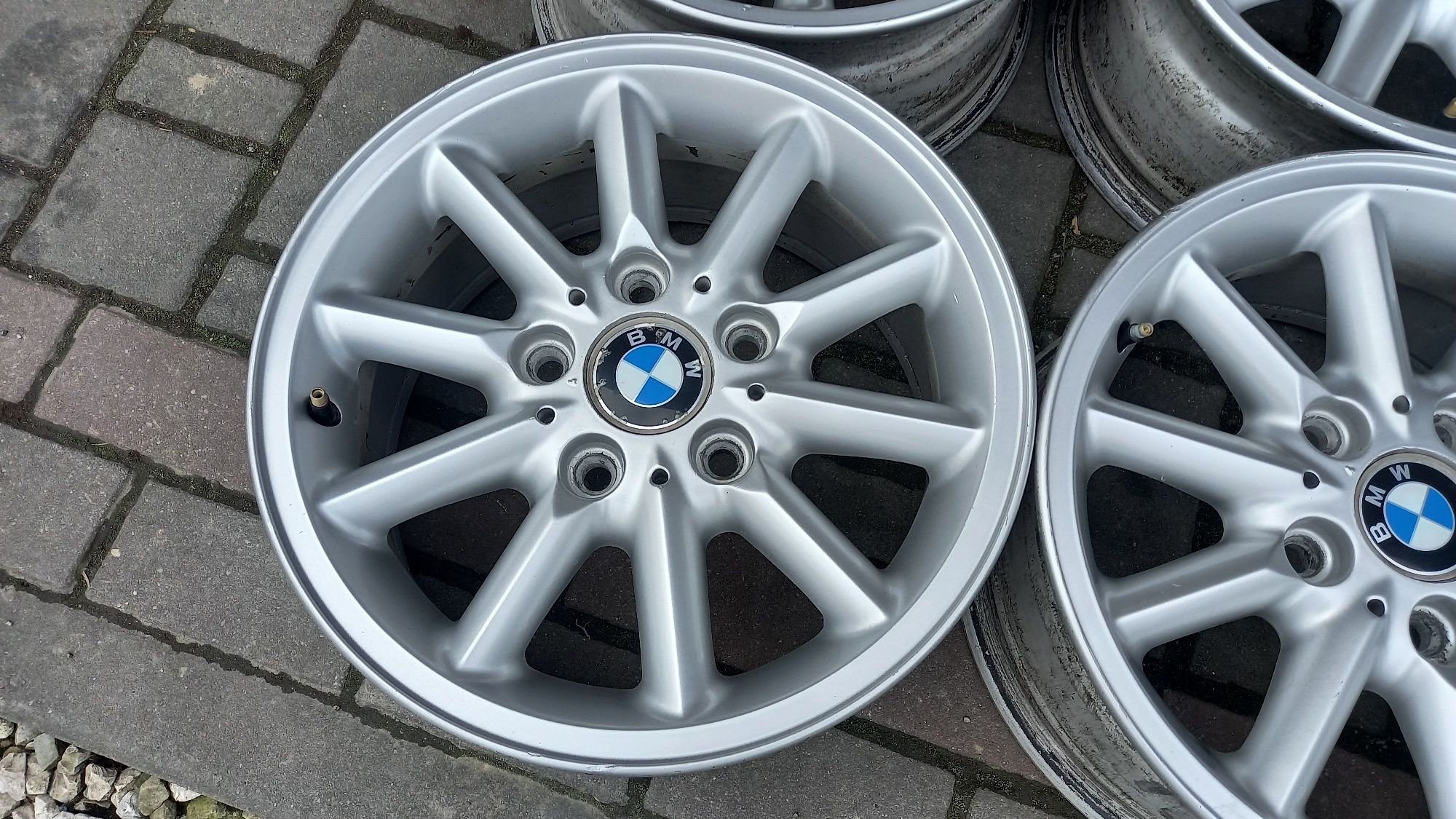 Felgi 15 BMW e36 e46 5x120 15" 7J ET 47 4 sztuki