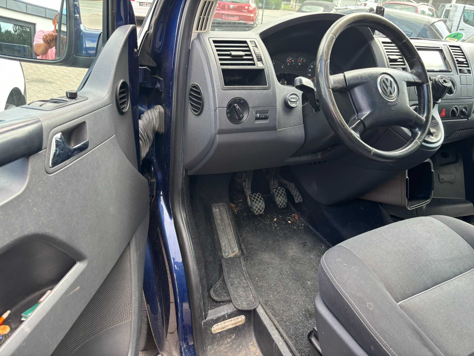 VW T-5  Multivan 2.5tdi