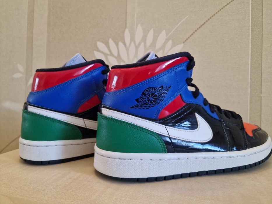 Кросівки жіночі Jordan 1 Mid оригінал 40