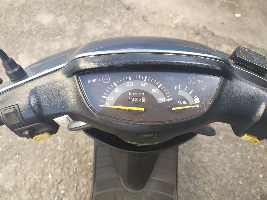 Скутер Honda Dio 27