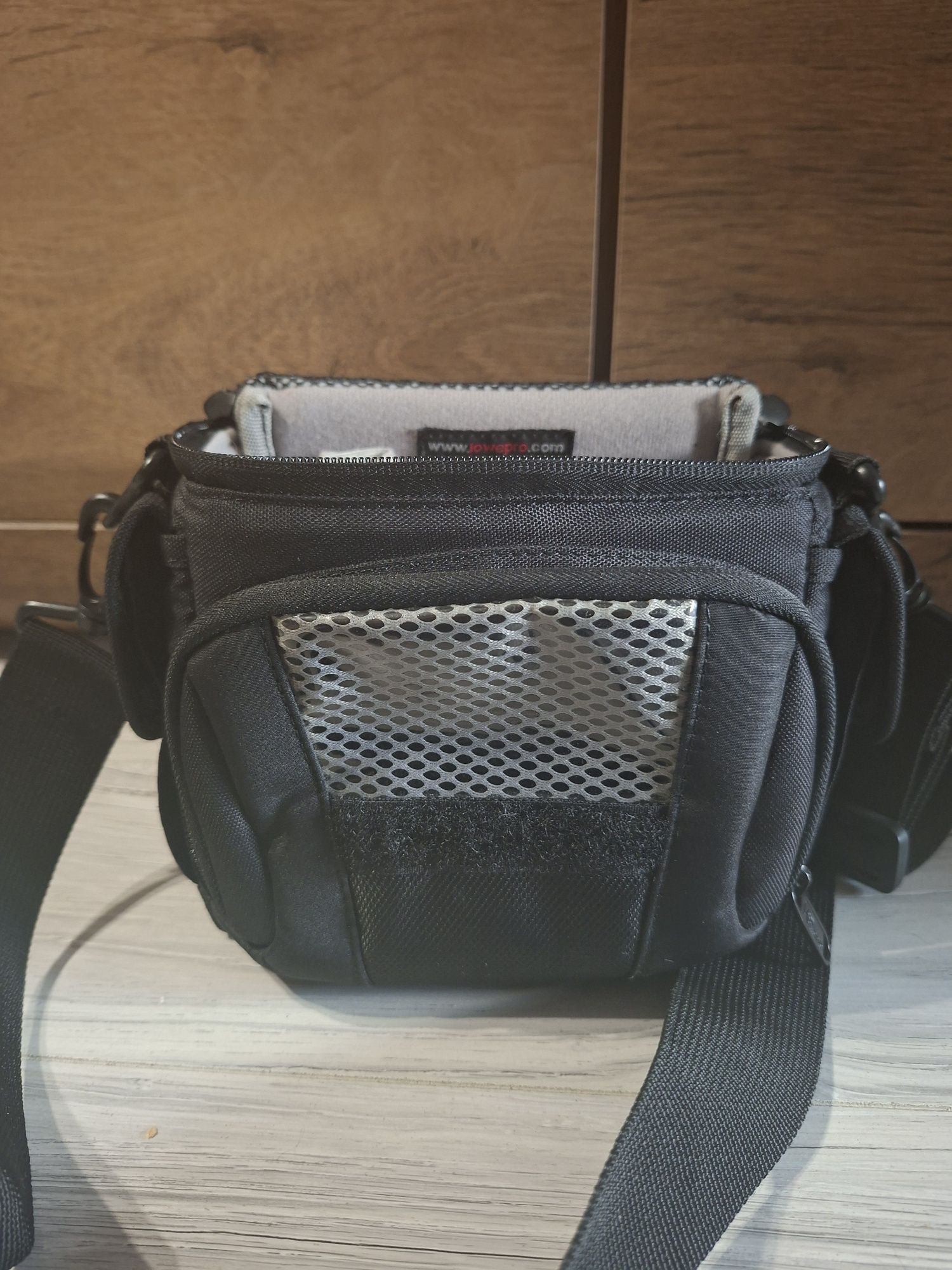 Torba na aparat fotograficzny Lowepro