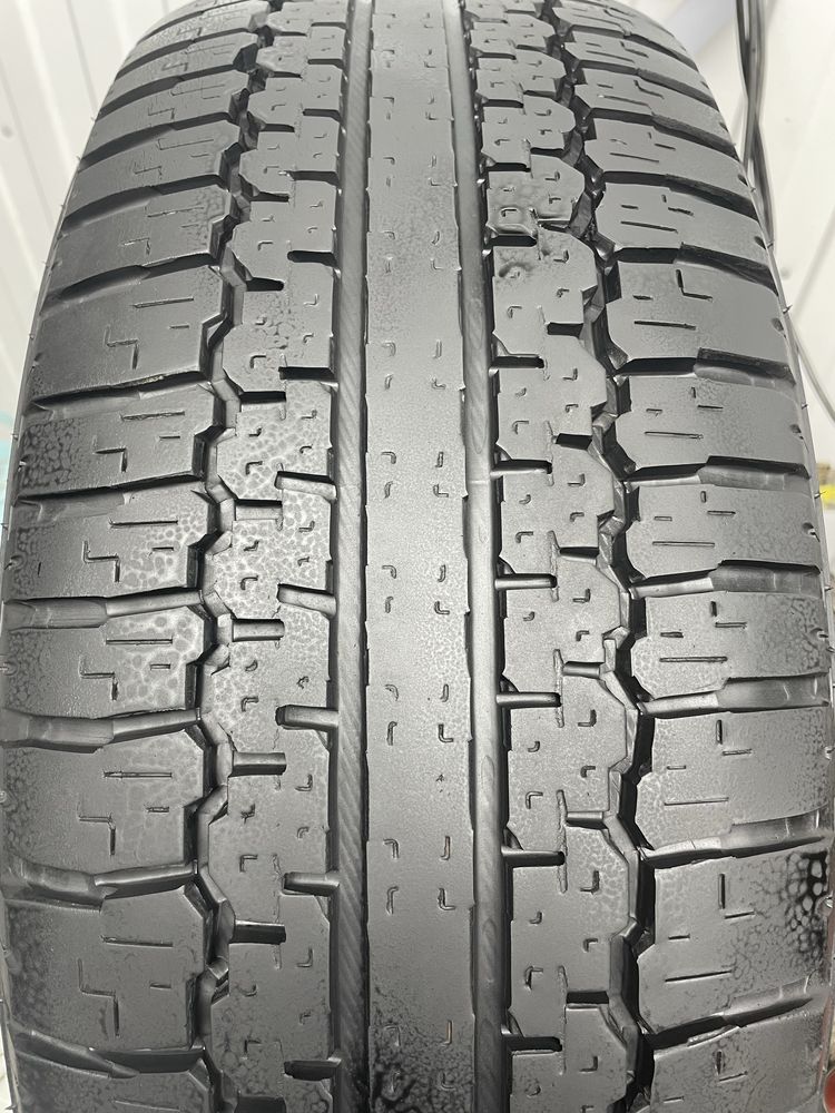 Шины всесезонные 265/70/16 Bridgestone Dueler H/T 689