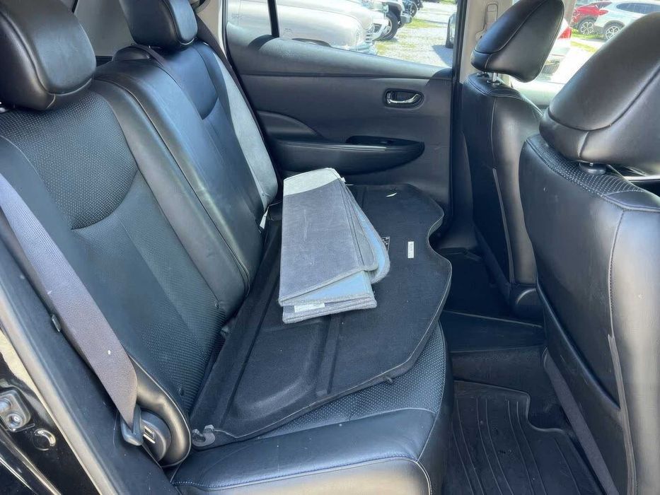 Nissan LEAF SL      2015