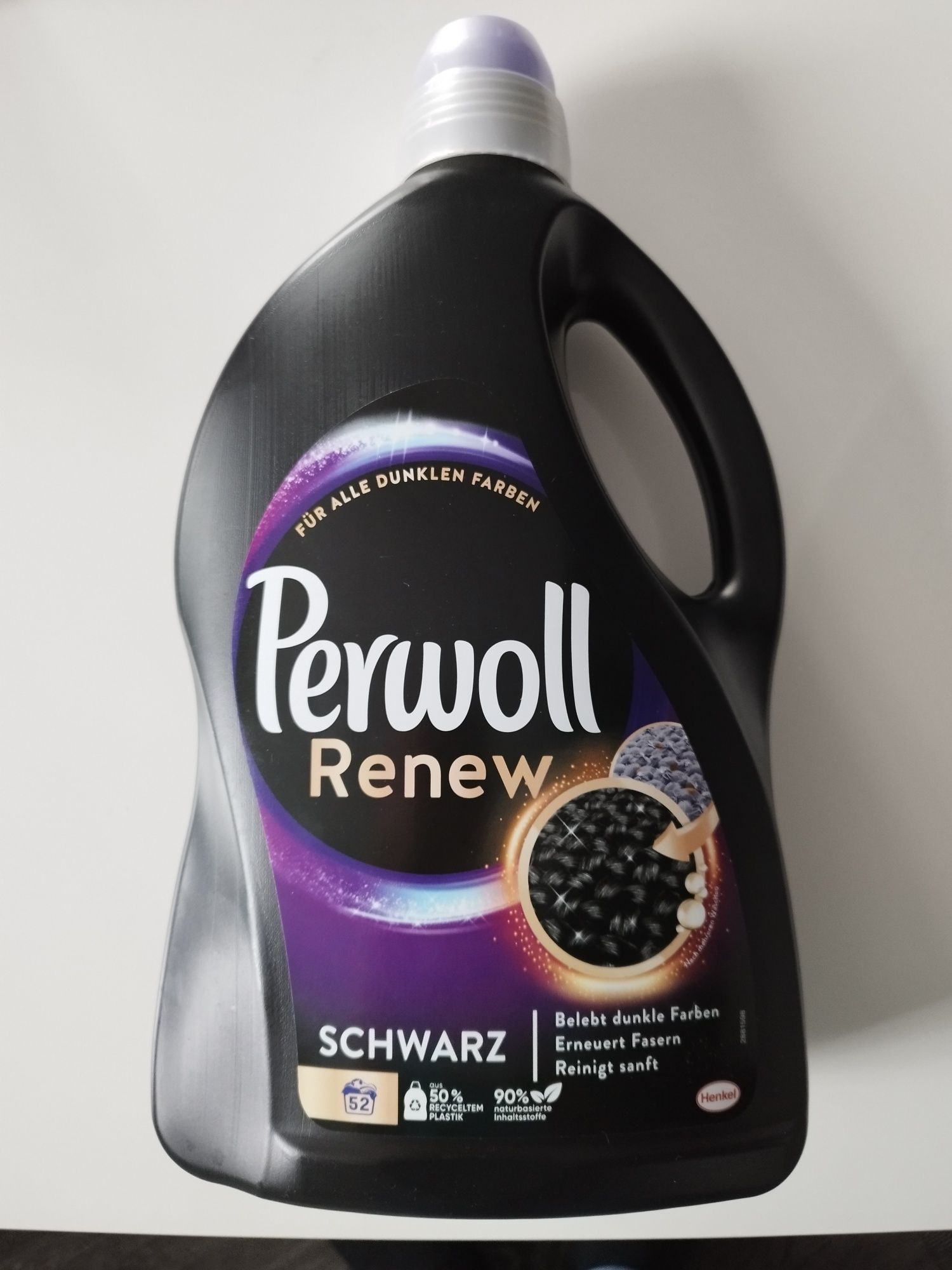 Perwoll Renew Black żel do prania czarnego 52 prania,  2,86L