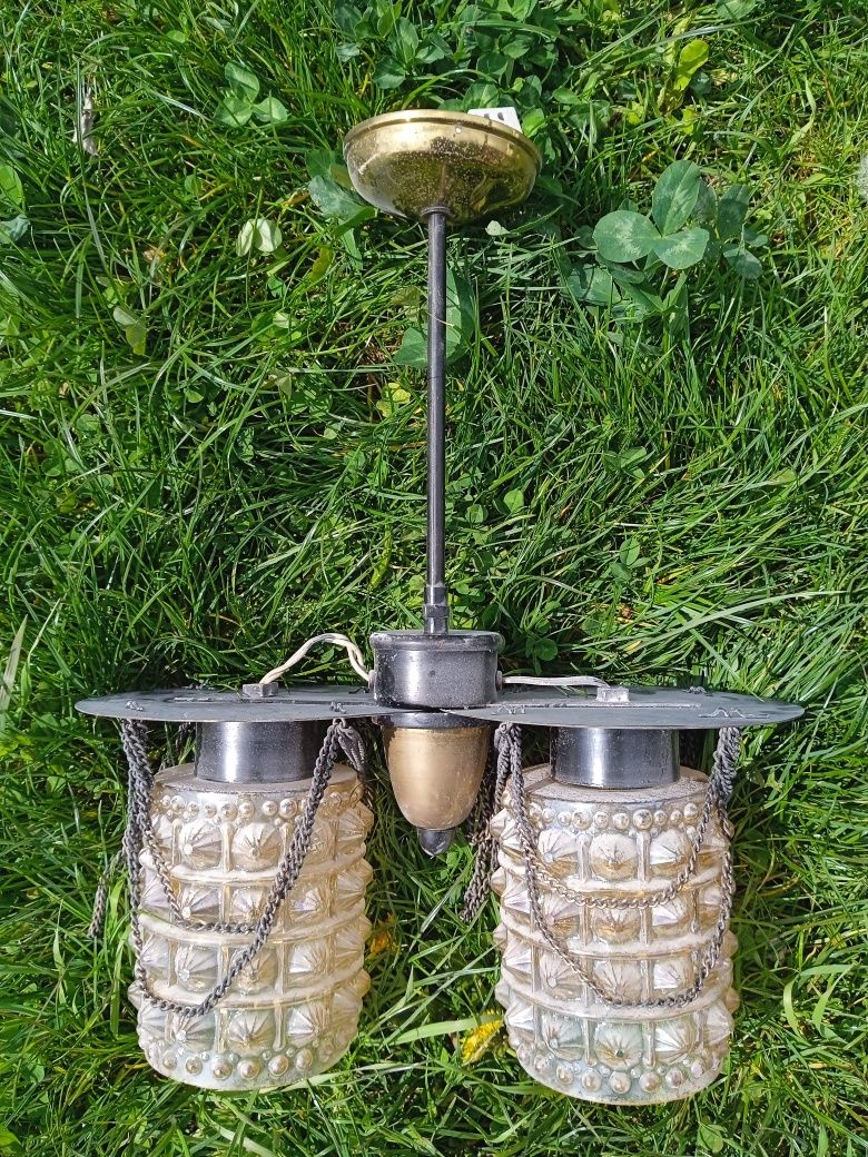 Żyrandol -stary .