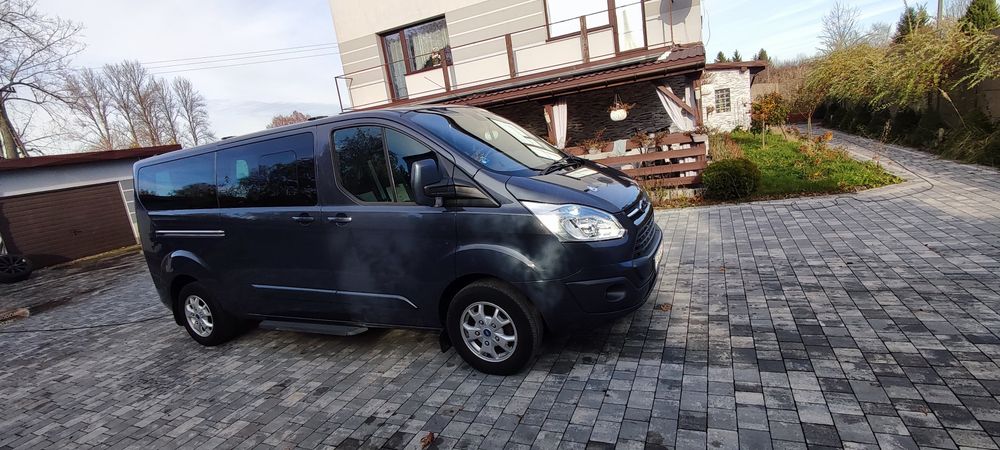 Ford Tourneo Custom Dla Niepełnosprawnych 9 Osobowy