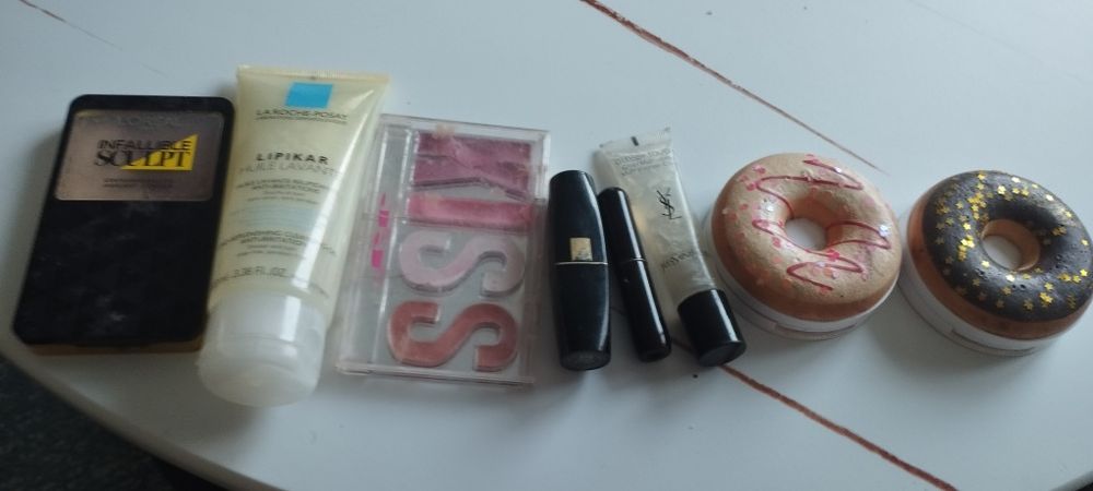 Lancome,YSL,La Roche .. kosmetyki