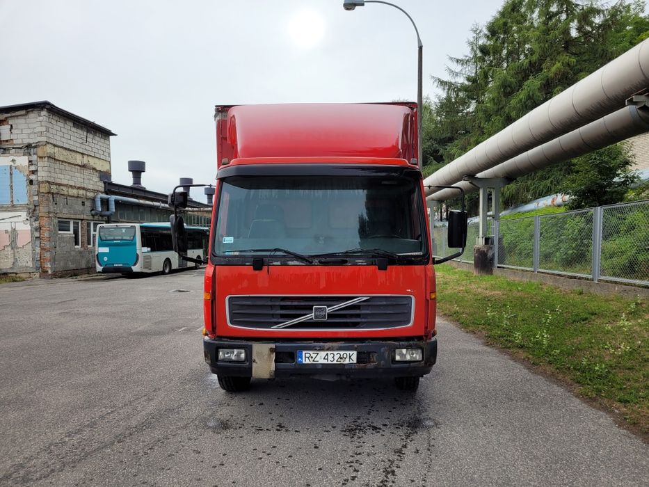 Volvo fl6 Duży Kontener