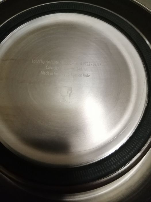 Миски для собак фирменные