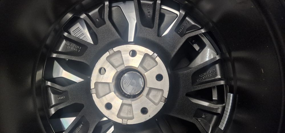 Koła zimowe Audi Q6 SQ6 e-tron 19 cali