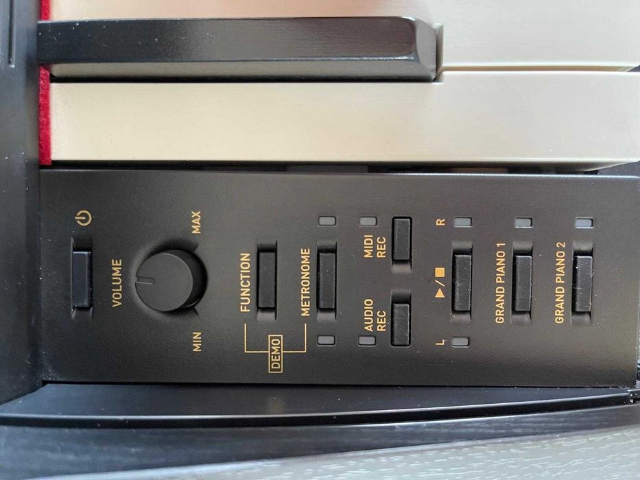 Pianino cyfrowe CASIO Celviano AP-470 + krzesło regulowane