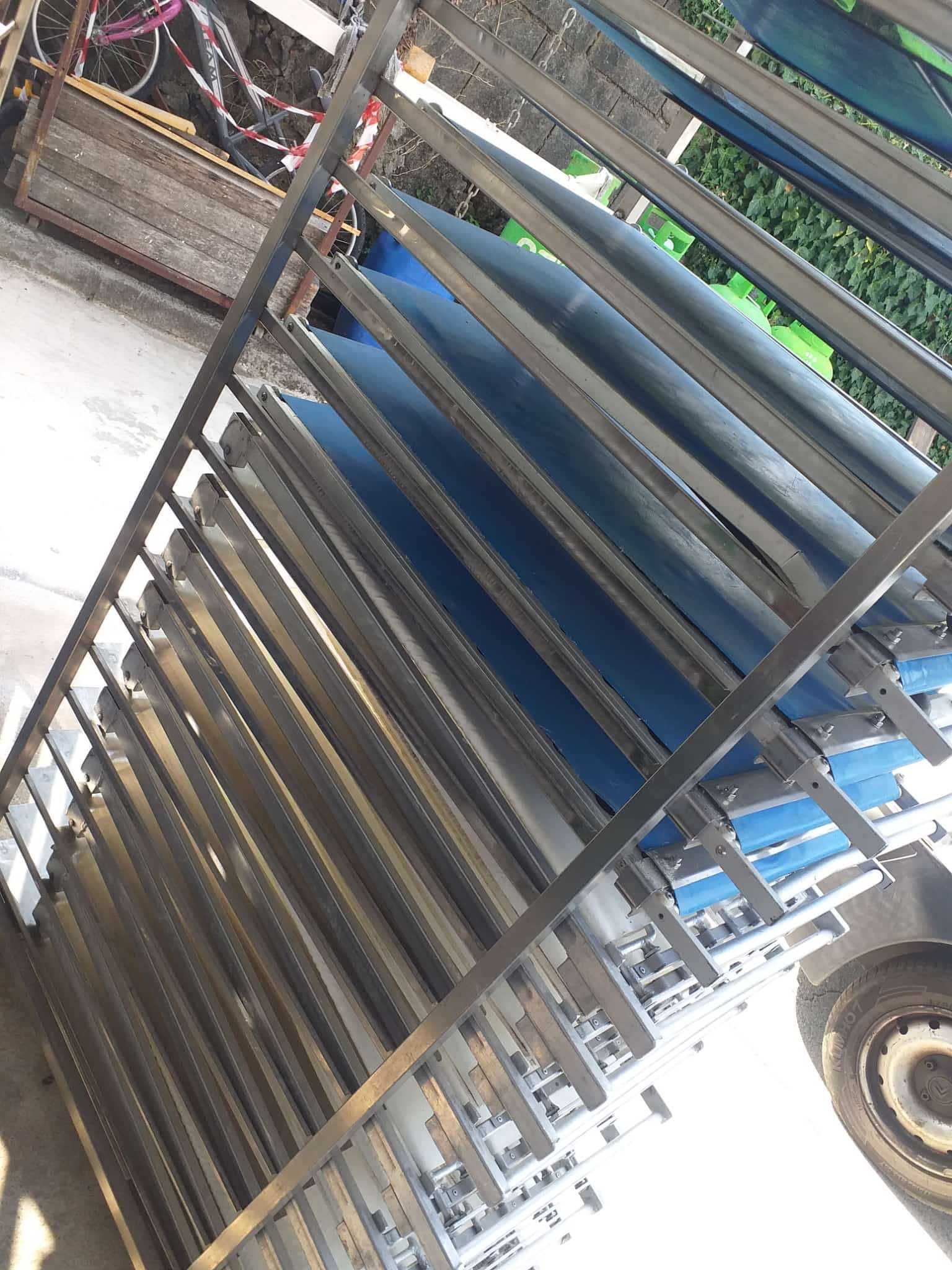 tabuleiros de persiana e de lona para padaria 45x85 de aluminio