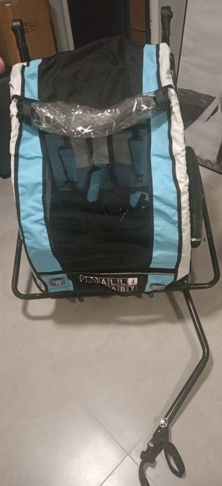 Przyczepka rowerowa z funkcją wózka spacerowego