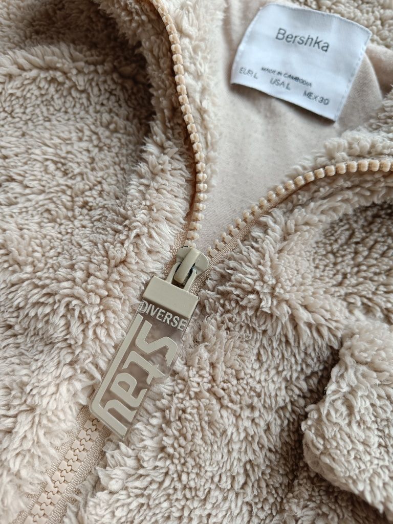 Kożuszek bluza rozm. M/L
