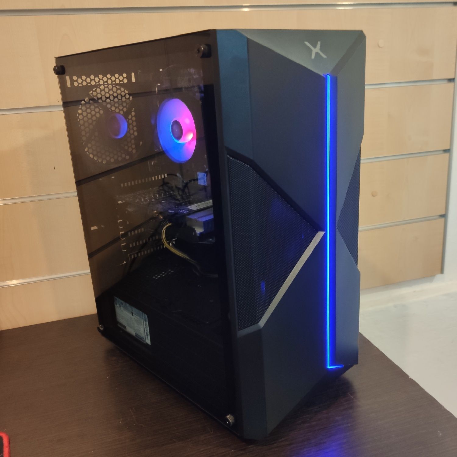 i7-13700,LED Komputer do gie,RTX 2080Ti,16 GB, SSD,Win 11 Pro, Office