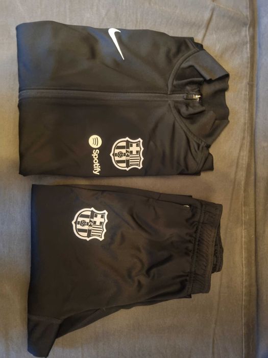 Dres Nike S Barcelona, spodnie i bluza, oryginalne