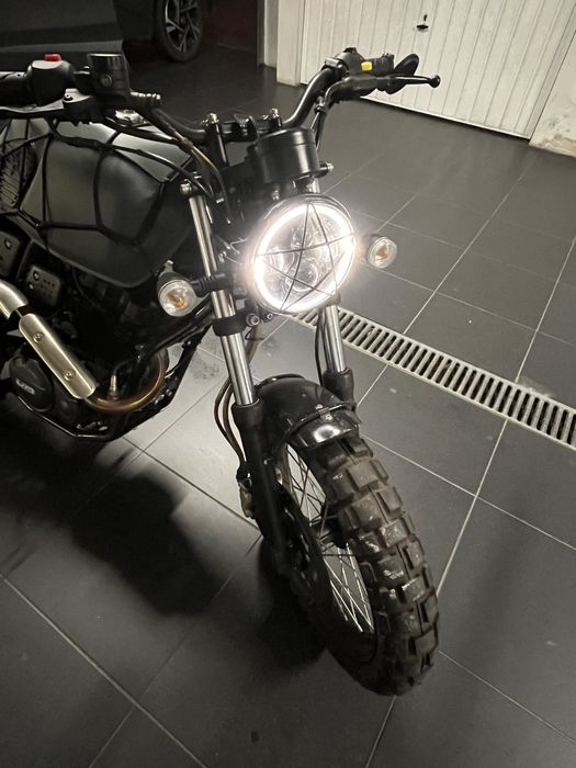 Mota UM scrambler x Naked