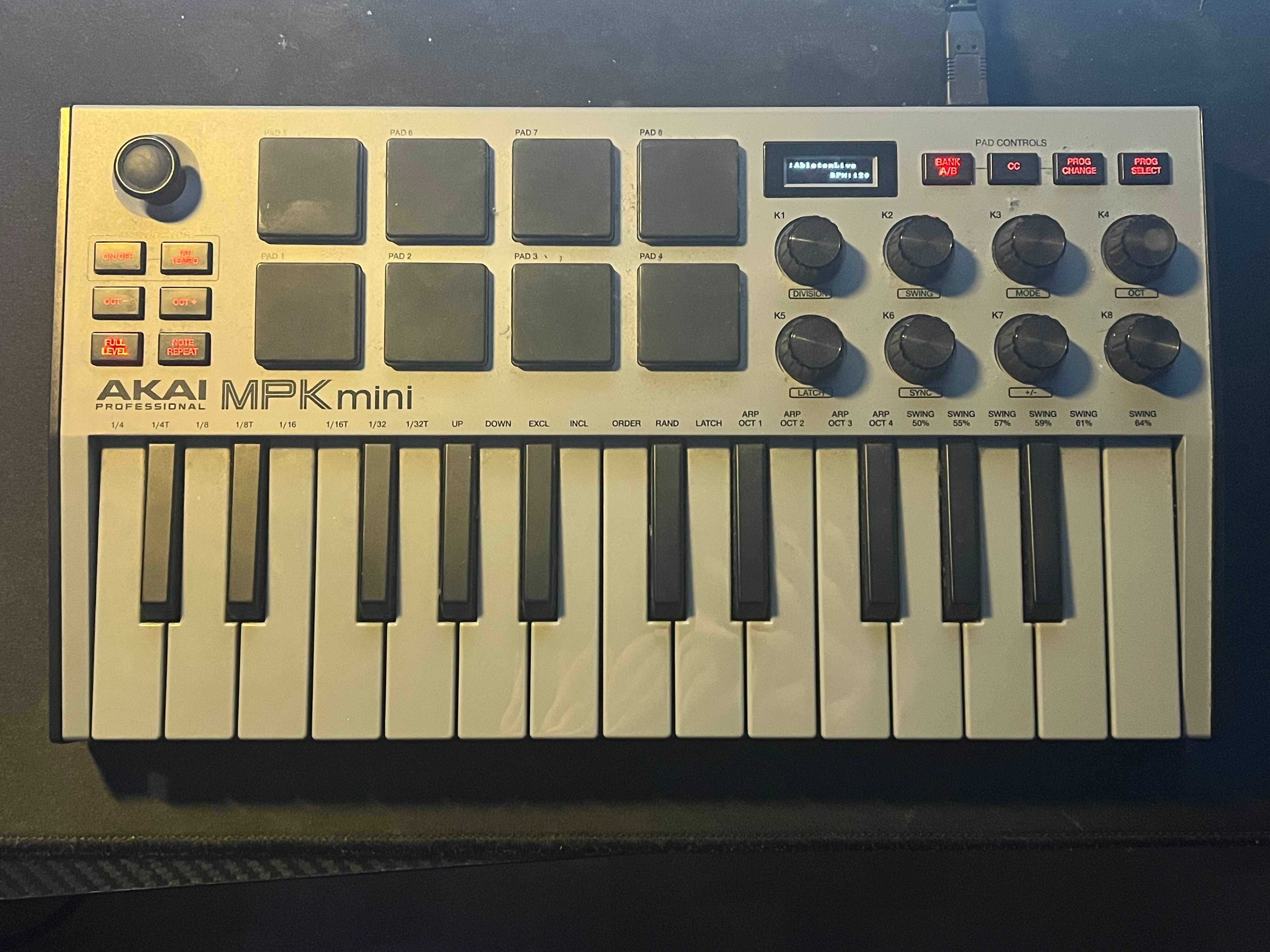 Akai MPK Mini MK3