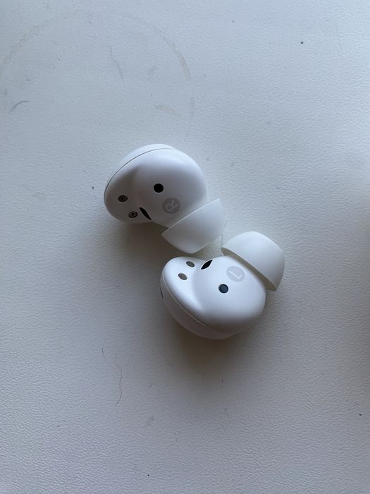 Samsung Galaxy Buds 2 Pro