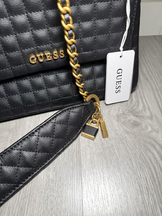 Mala Guess - nova com etiquetas