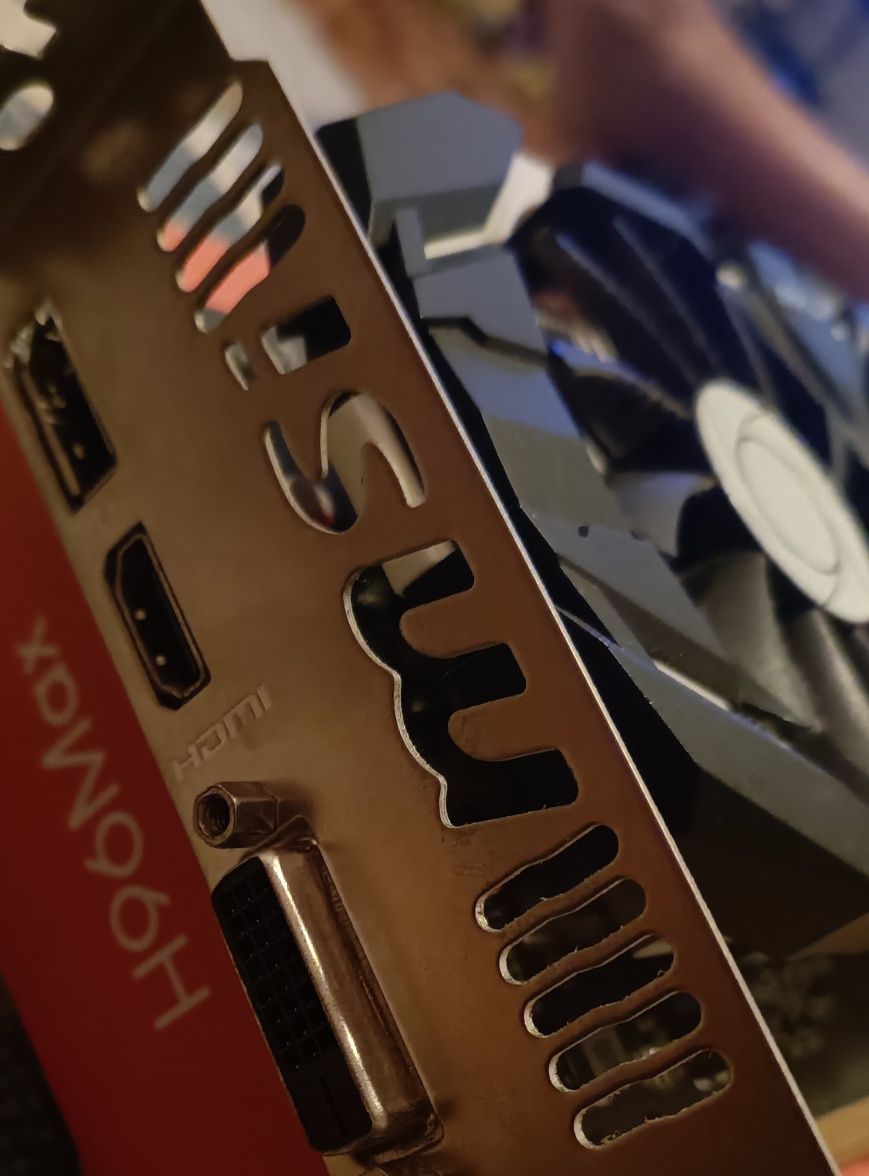 Placa gráfica GeForce GTX 1050 Ti 4GT OC