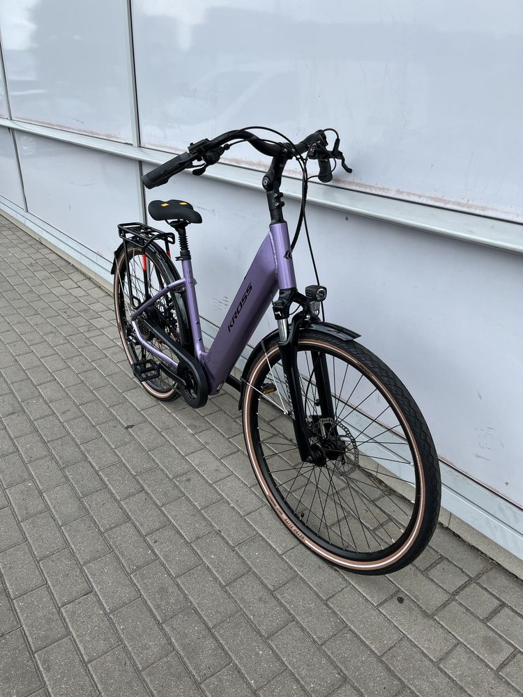 Rower elektryczny Kross Trans Hybrid 1.0 522 Fioletowy