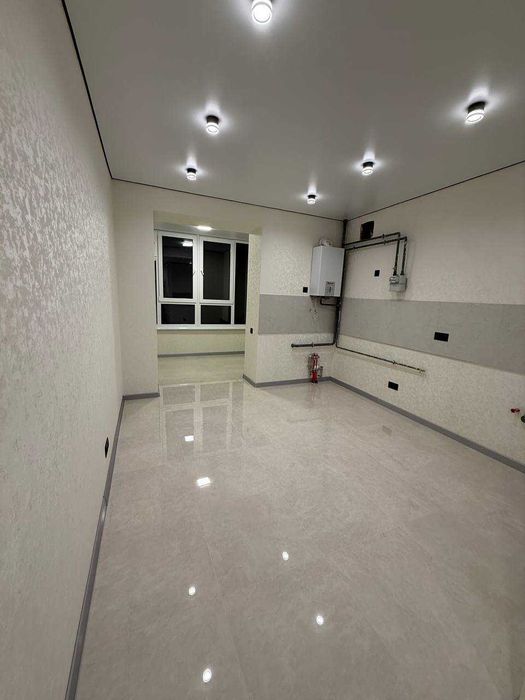 Дуже вигідна квартира по ціні з новим ремонтом.