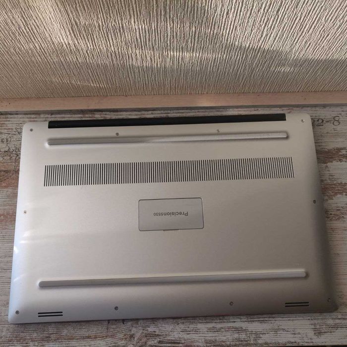 dell precision 5530 i7 8850H|16gb|256gb ssd|quadro p1000 ноутбук xps