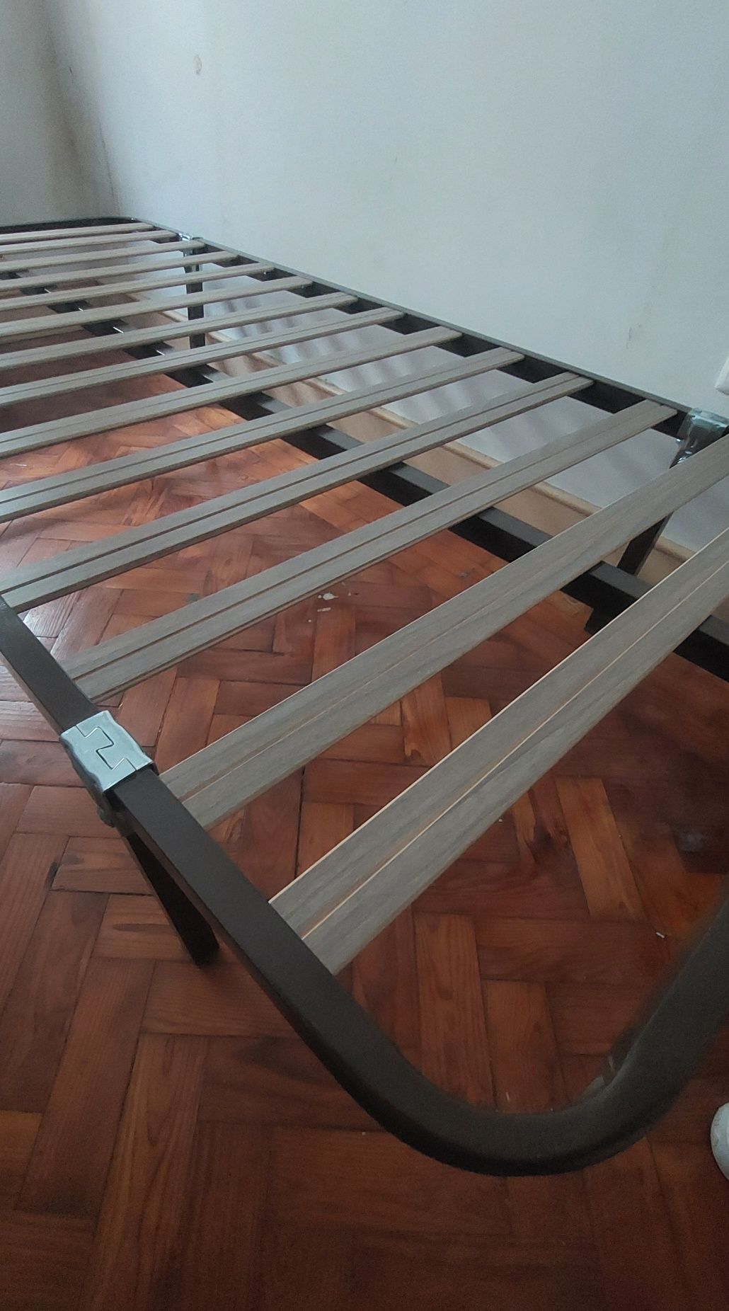 Estrado cama 1,90x0,90m