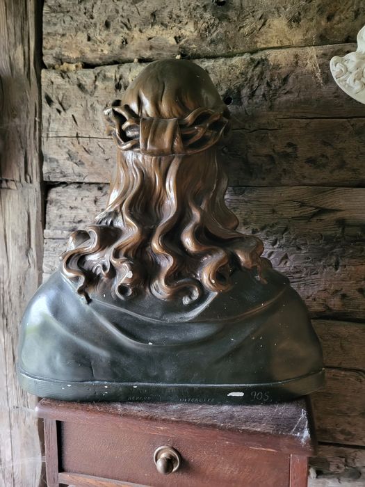 Duże popiersie Pan Jezus w cierniowej koronie Ecce Homo