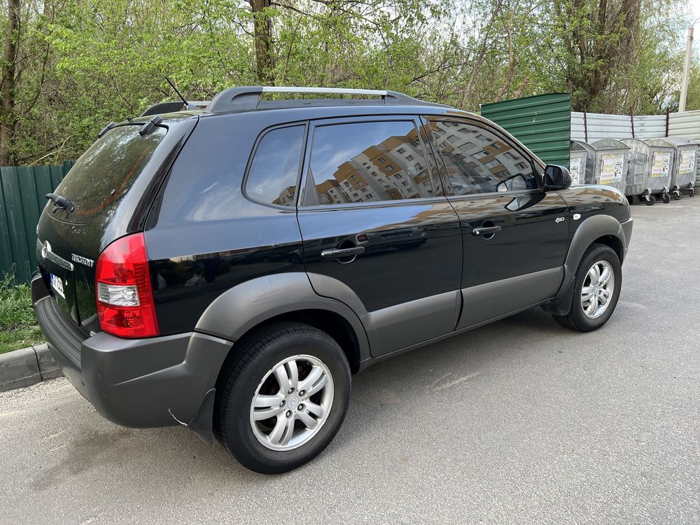 Hyundai tucson, 2008 год, пробег 56000