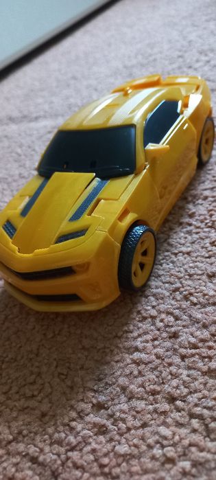 Машинка трансформер, Transformers, Bumblebee Бамблбі