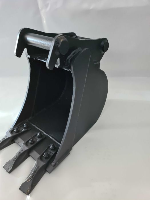 Łyżka do koparki 25cm Włoska produkcja/ od ręki