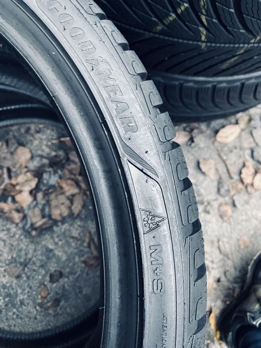 235 35 19 Goodyear Perfomance + 85%