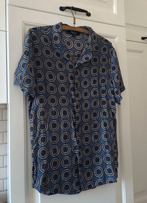 Koszula rozpinana z krótkim rękawem - wzory - BoohooMan - rozmiar S