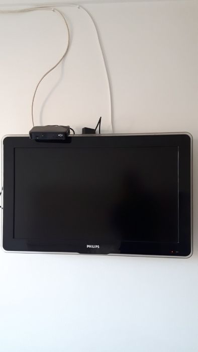 TV LCD Philips 90€