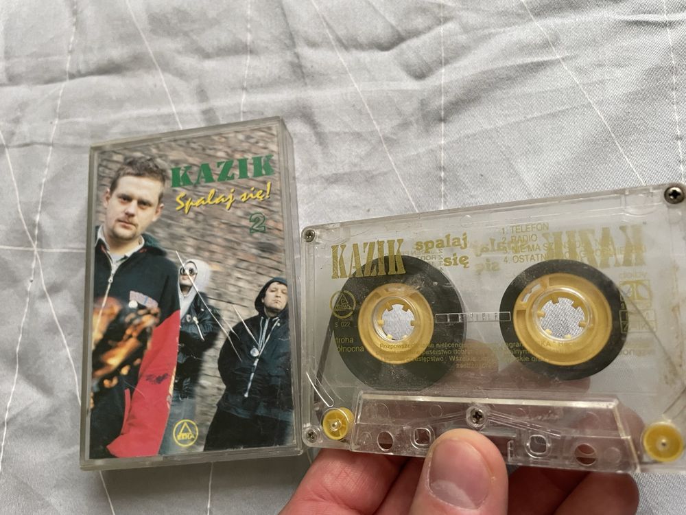 Kazik spalaj sie kaseta