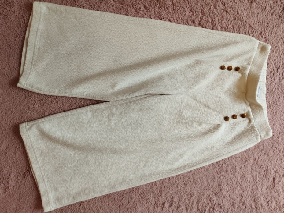 Kremowy elegancki komplet dla dziewczynki