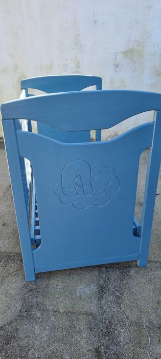 Cama madeira menino azul