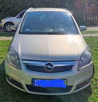 Sprzedam samochód osobowy Opel Zafira z 2007 r.