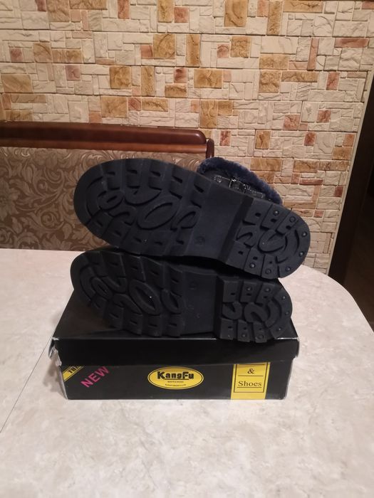 Зимові з НАТУРАЛЬНОЇ  кожи і ОВЧИНИ  дитячі сапоги Дешего!!!