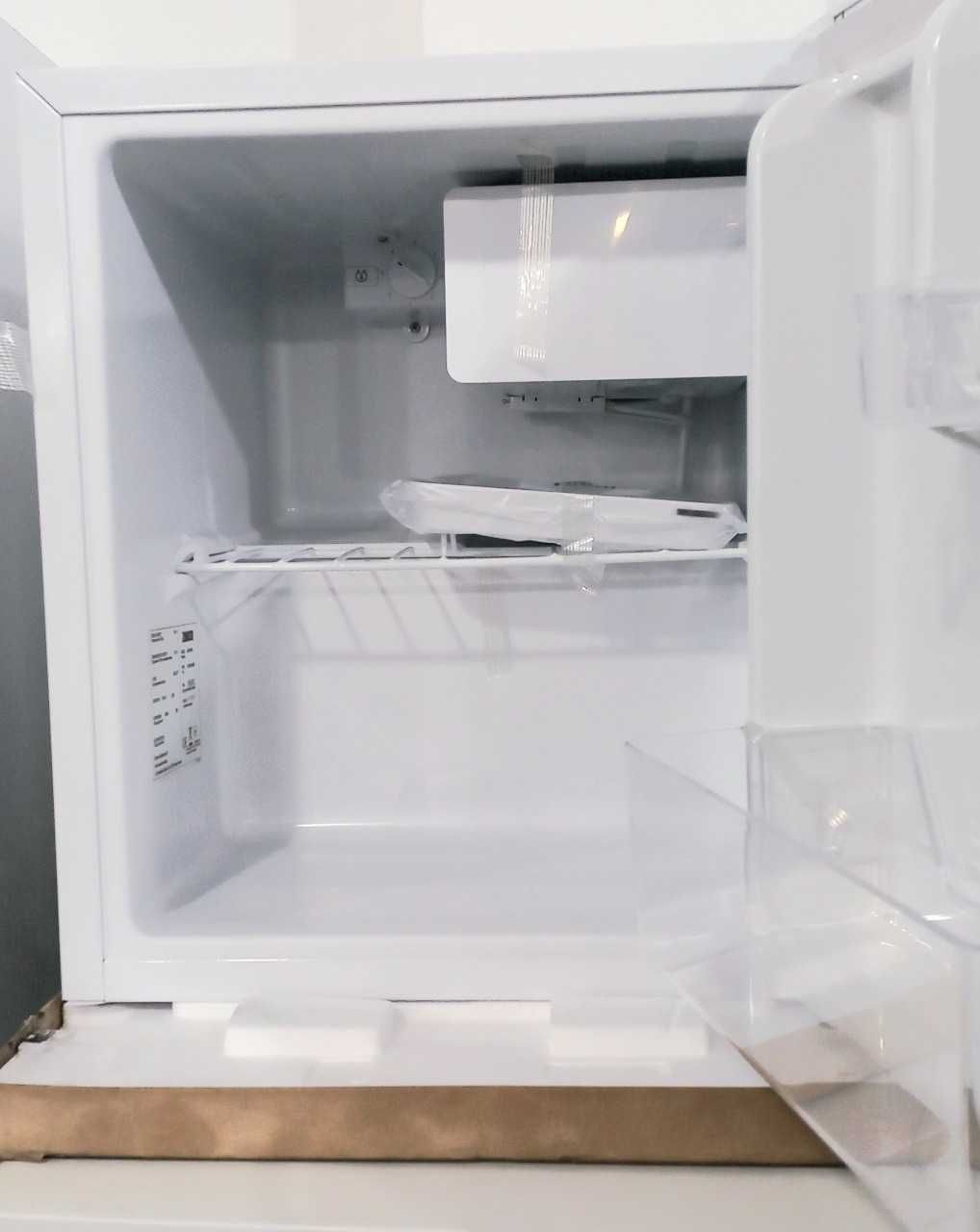 Новий! Холодильник барний маленьких холодильник 51×44×53.2 см