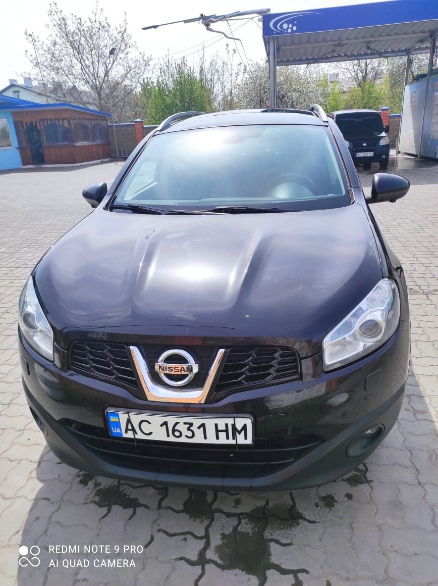 Продам Nissan Qashqai+2