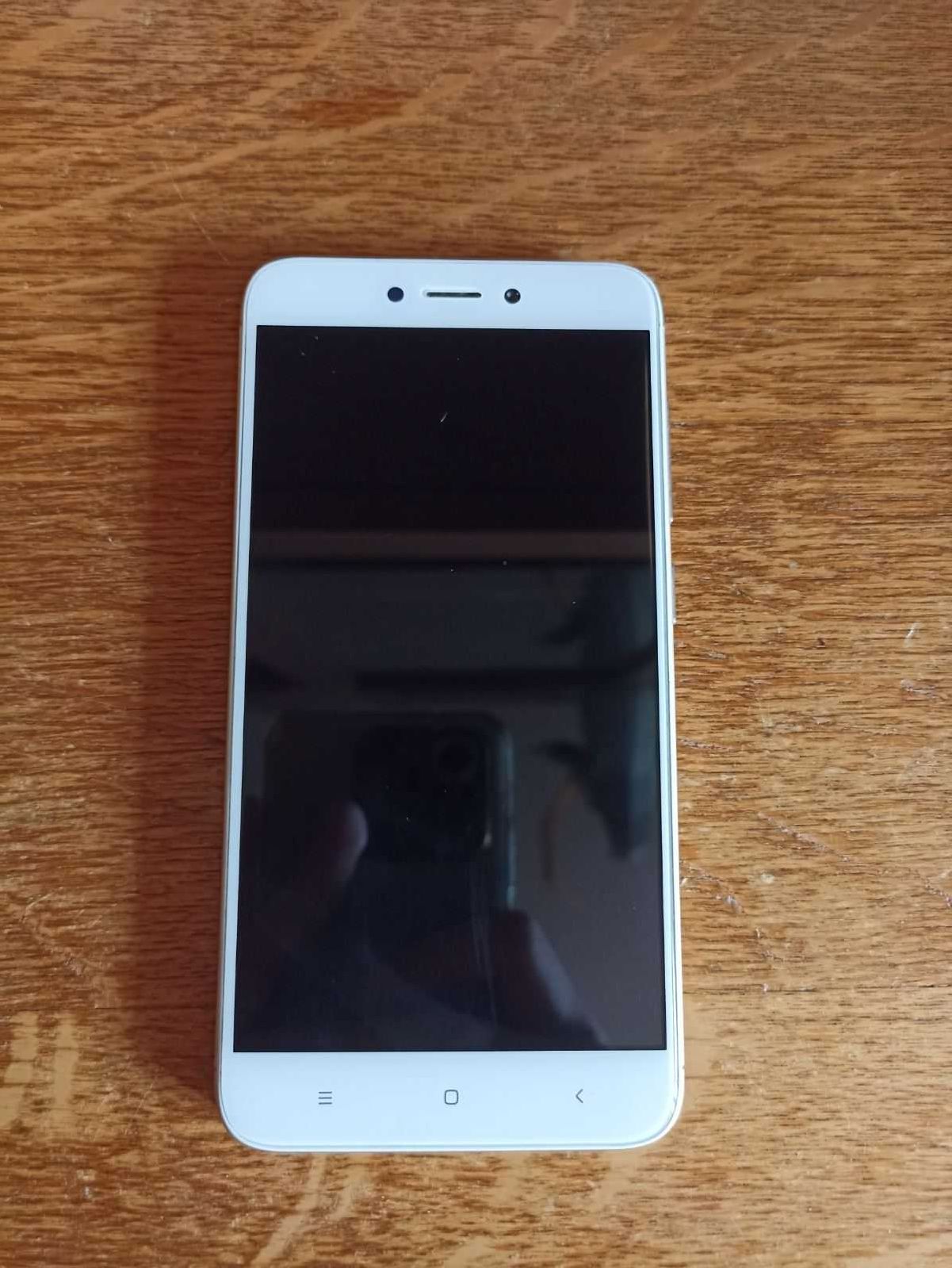 Xiaomi Redmi 4X (Б/У) в хорошем состоянии