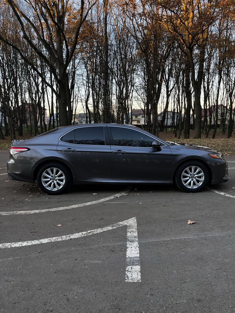 Toyota Camry 2018